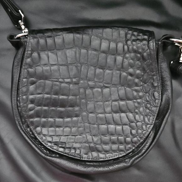 Karen Kalashnik 100 % Leather Elegant Black Crocodile-Embossed Women's Bag - Picture 1 of 8